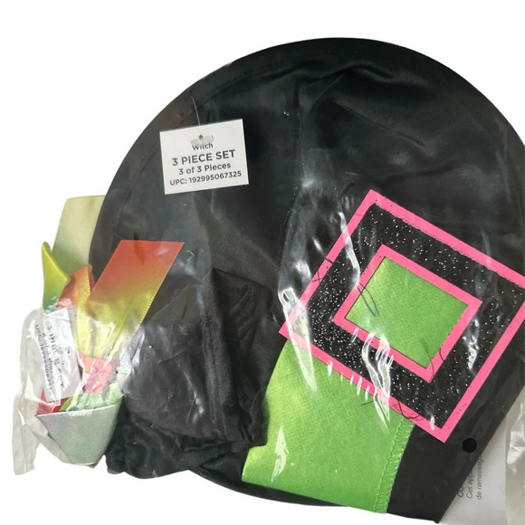 Girl’s Toddler 2T Plus Witch Costume BNWT - Picture 4 of 5